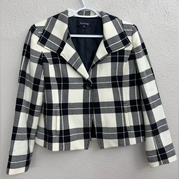 Evan Picone Jackets & Blazers - Women’s Evan-Picone Petite Plaid Blazer